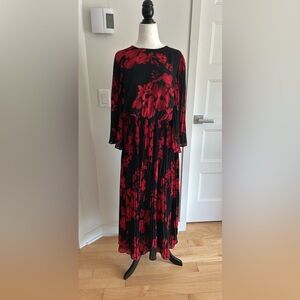 Printed chiffon pleated dress